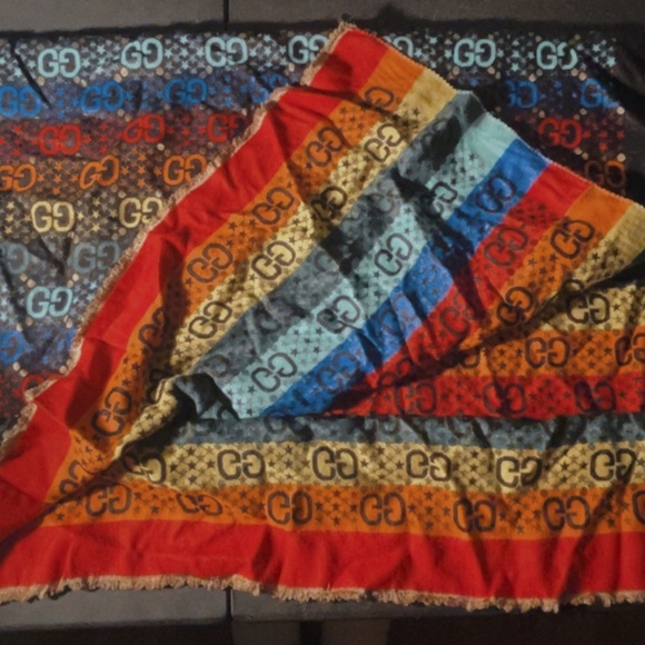 GG Limited Edition Multicolor Scarf - Picture 1 of 5